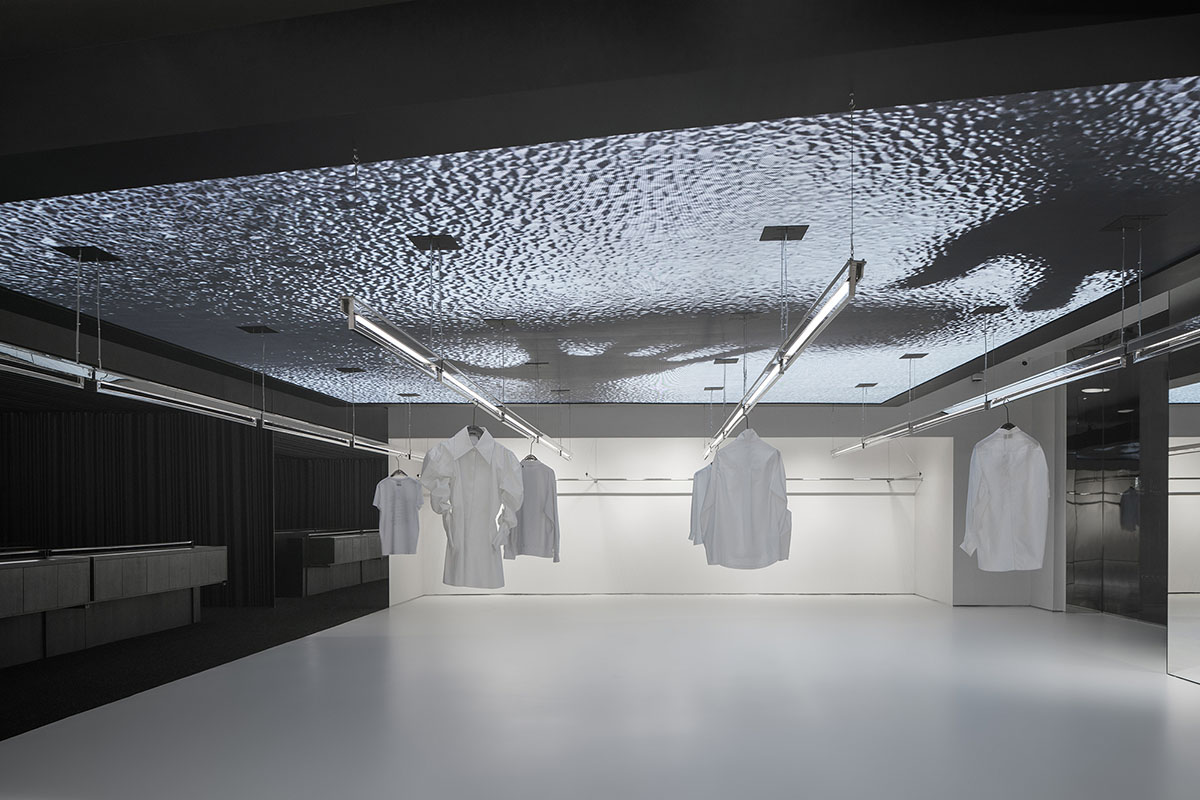 Various Associates integrates giant variable screens to interiors of fashion boutique in Chengdu