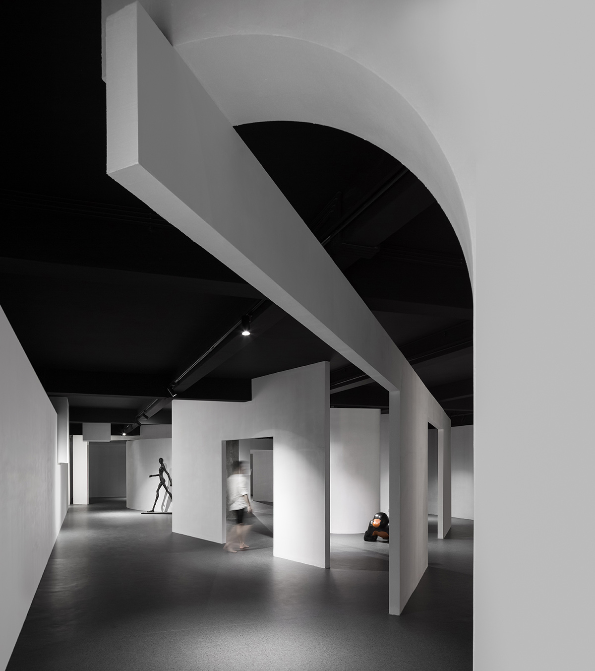 AD ARCHITECTURE Designed A Dreamy and Artistic Furniture Showroom in Guangdong, China