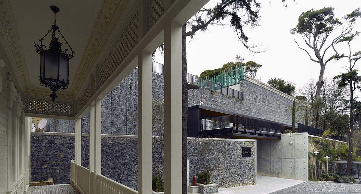 NSMH&rsquo;s Multifunctional Concert Hall creates crystallized interior space with inner reflections