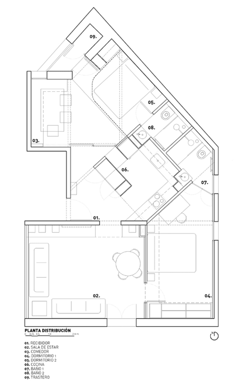 Miel Arquitectos creates chimeric interior by using mirrored cubes in Spanish apartment