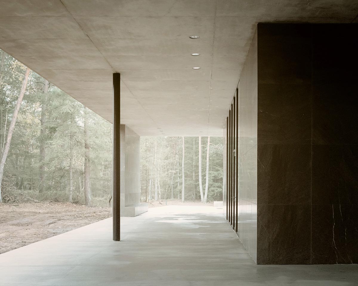 KAAN Architecten built serene Loenen Pavilion commemorating Dutch victims among pine trees