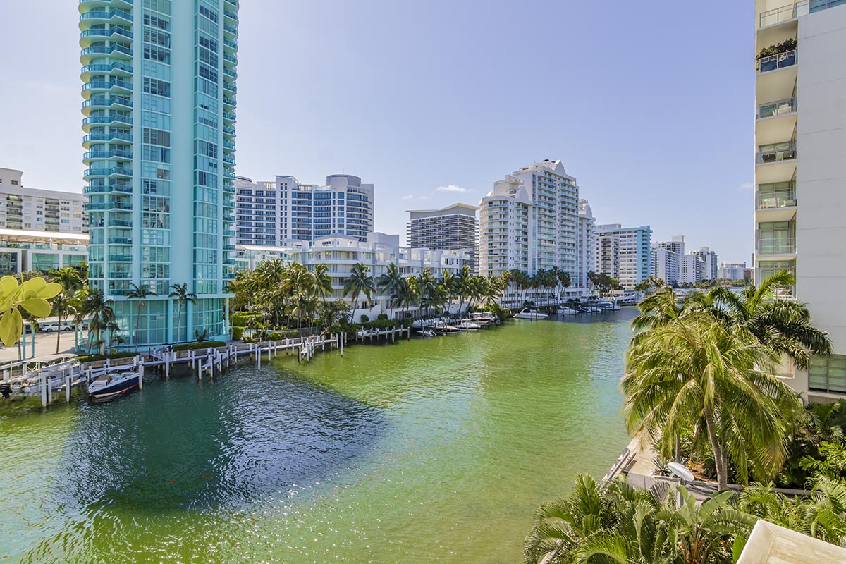 Juliana Daidone brings Miami's vibrant scene to apartment interior on South Beach 