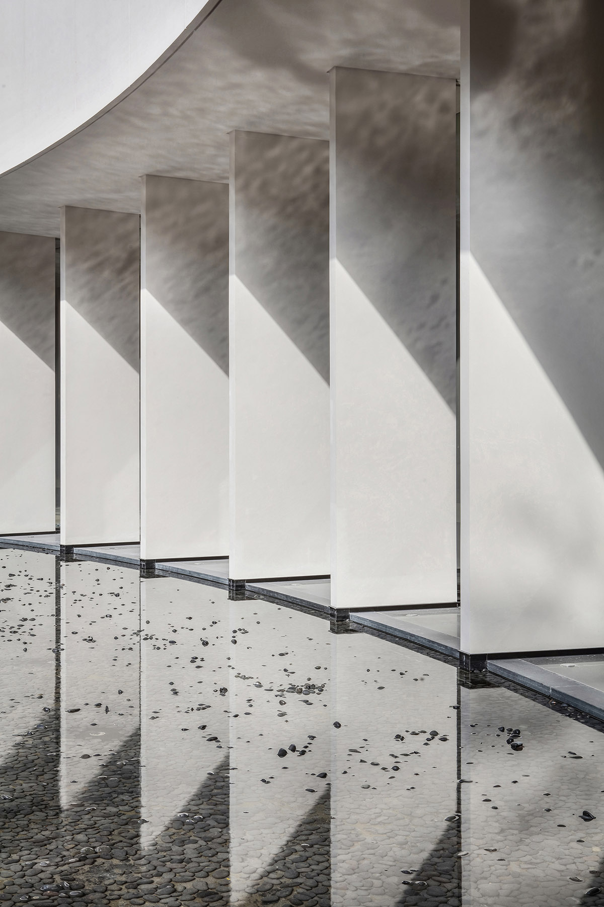 CCD from China Designed A Cavern Wonderland with Marks of the Former Fishing Village