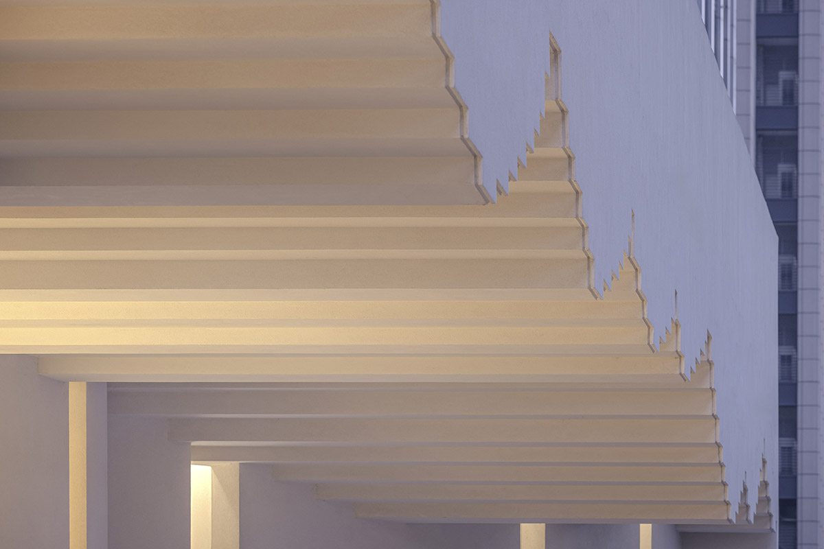 Simple Art Museum features wave-like roof mimicking rippling waters in Hefei