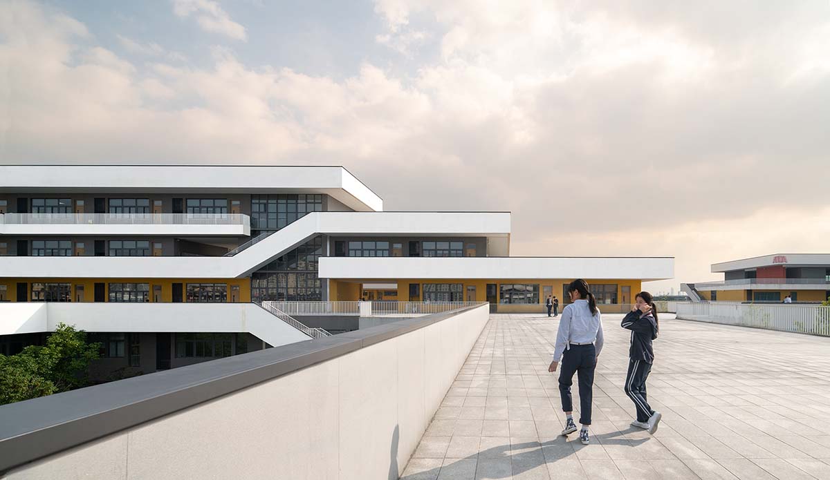 DC Alliance completes Ningbo Hanvos School in China