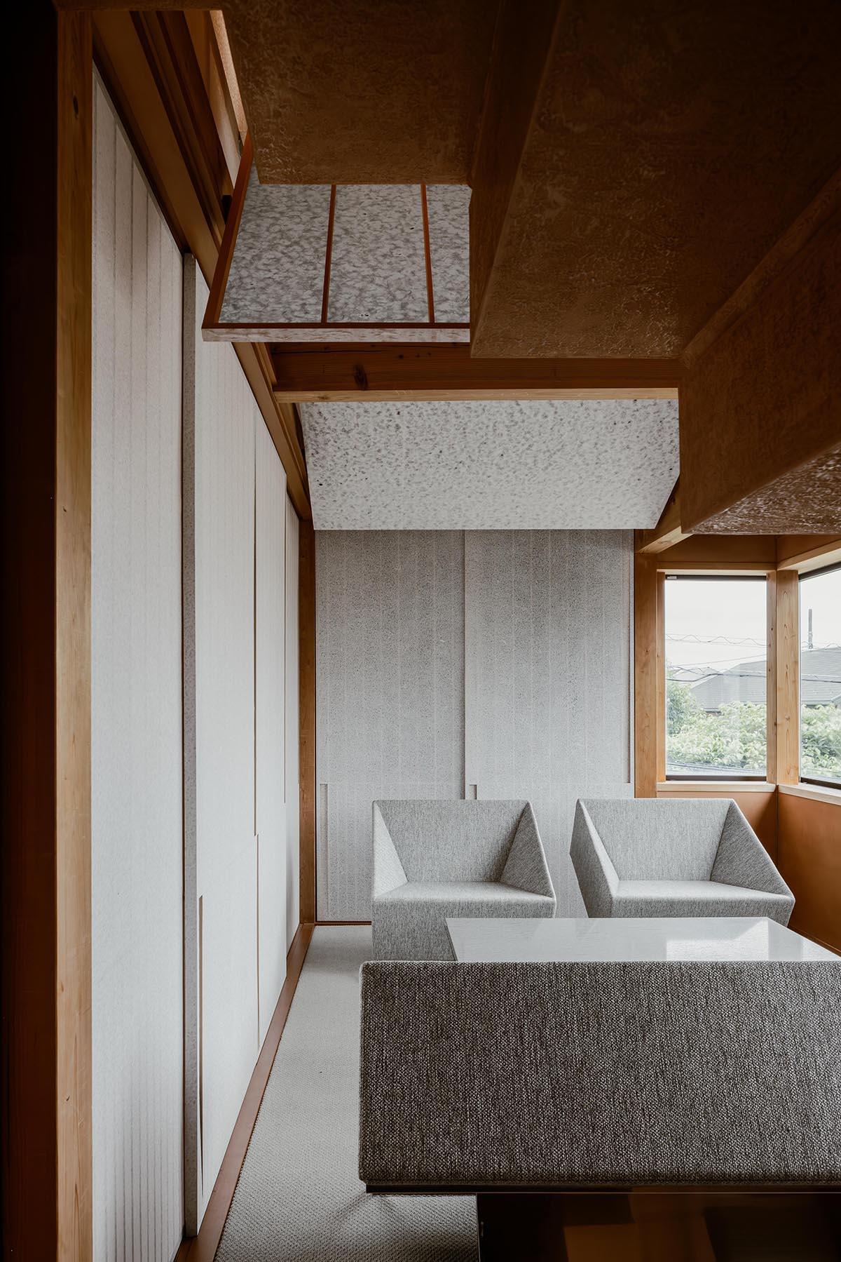 Symbolplus creates a harmonious blend of old and new for its new office in Tokyo 