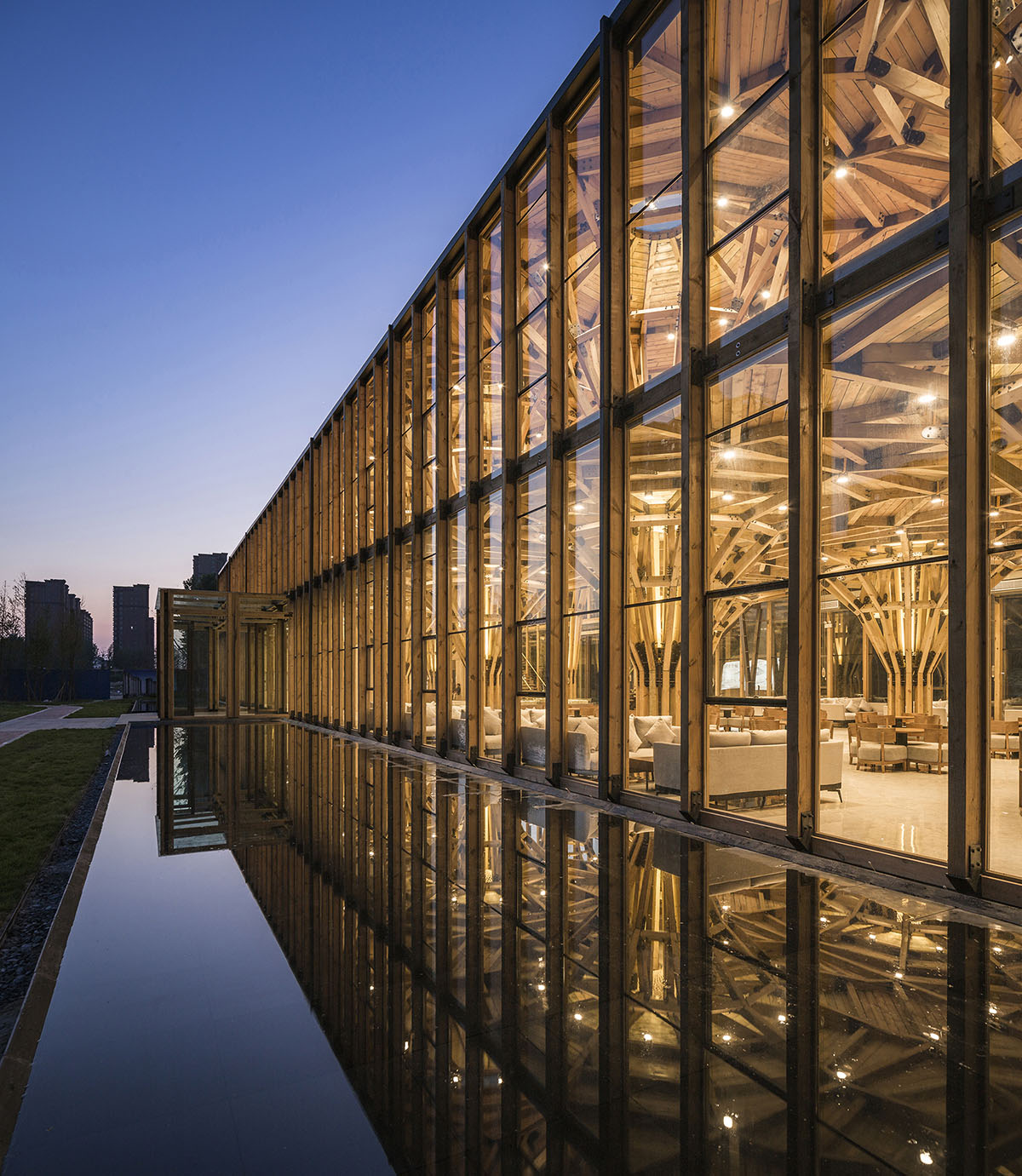 LUO studio Created a Universally-used Sales Center that can be Completely Dismantled and Reused