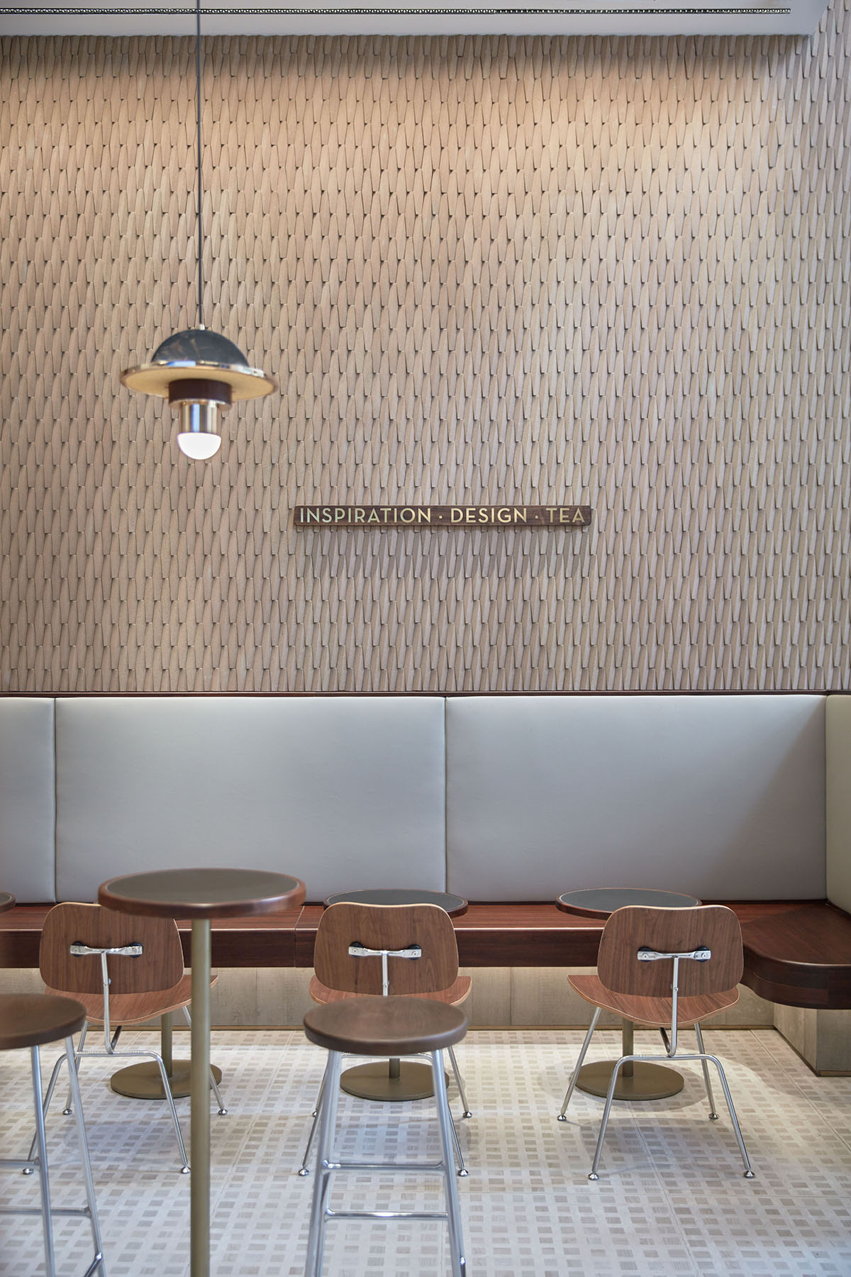 Leaping Creative completes HEYTEA Lab in Guangzhou, China