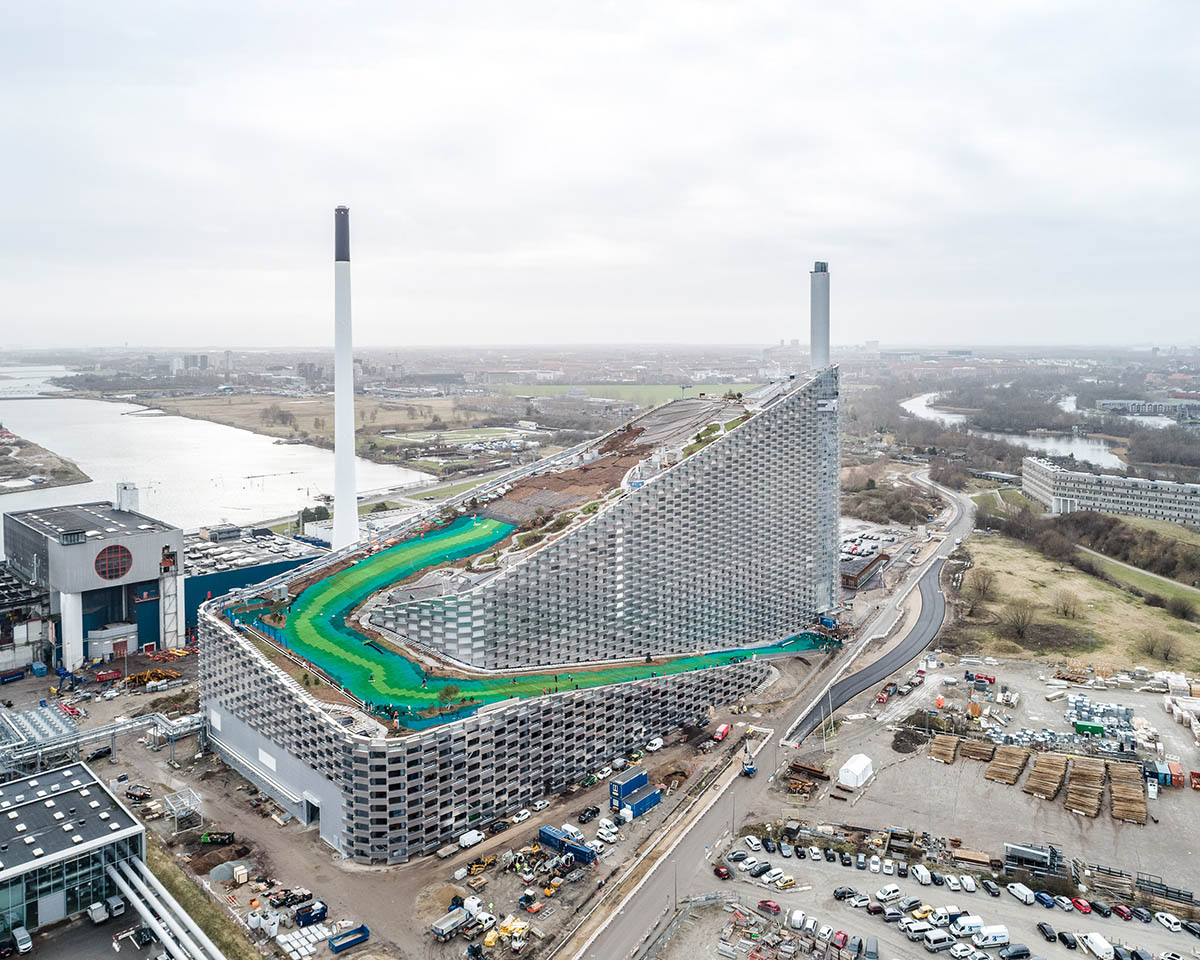 Latest photographs show BIG's 500-metre-long ski slope on Copenhill is under construction