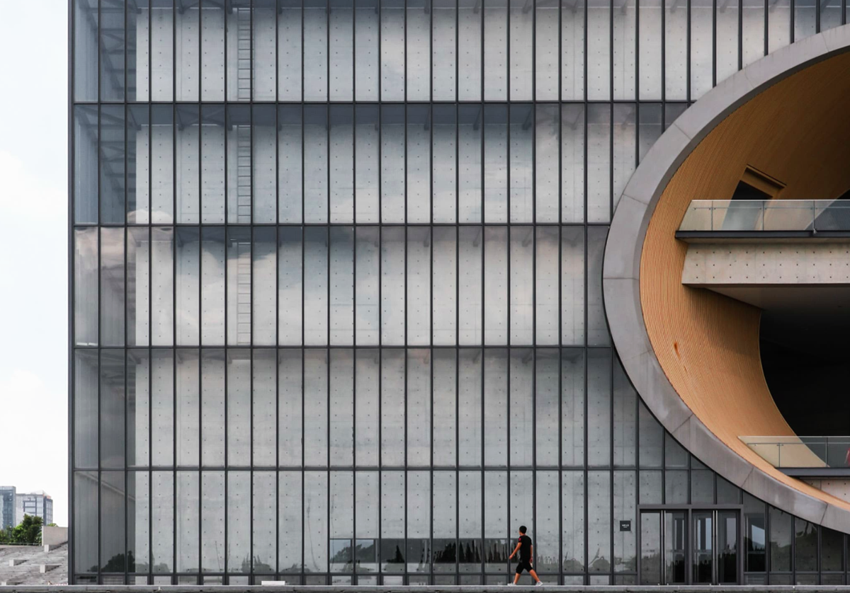 Yueqi Jazzy Li photographs Tadao Ando’s Shanghai Poly Grand Theatre