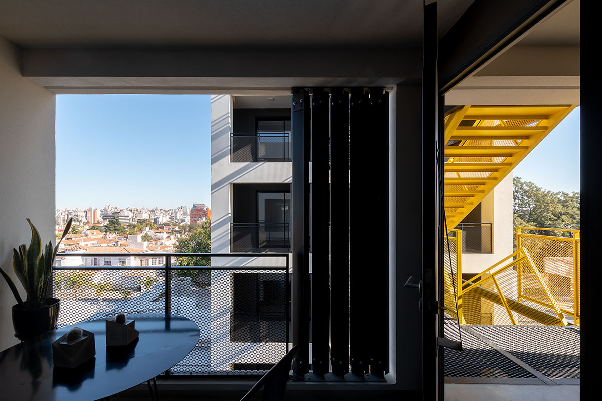 Quaranta & Coraglio Arquitectos completes Casa 40 Building in Cordoba