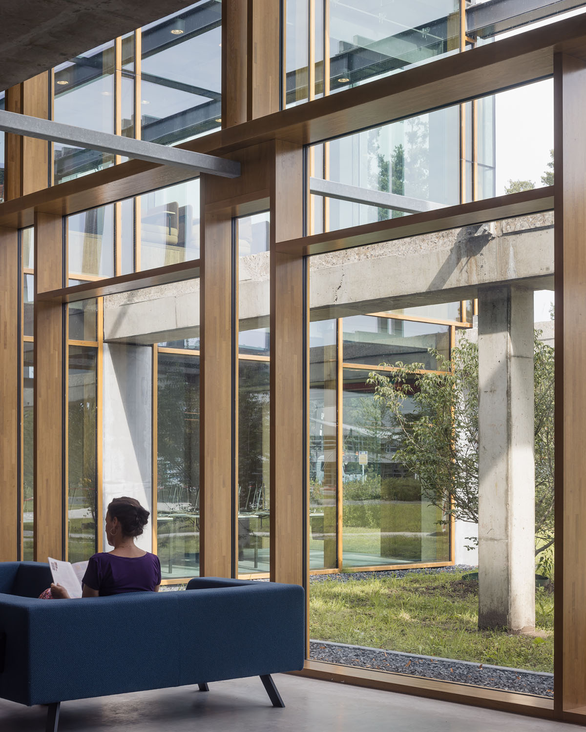 Civic Architects and VDNDP carve out Geo-faculty of ITC with four atria taking landscape inside 