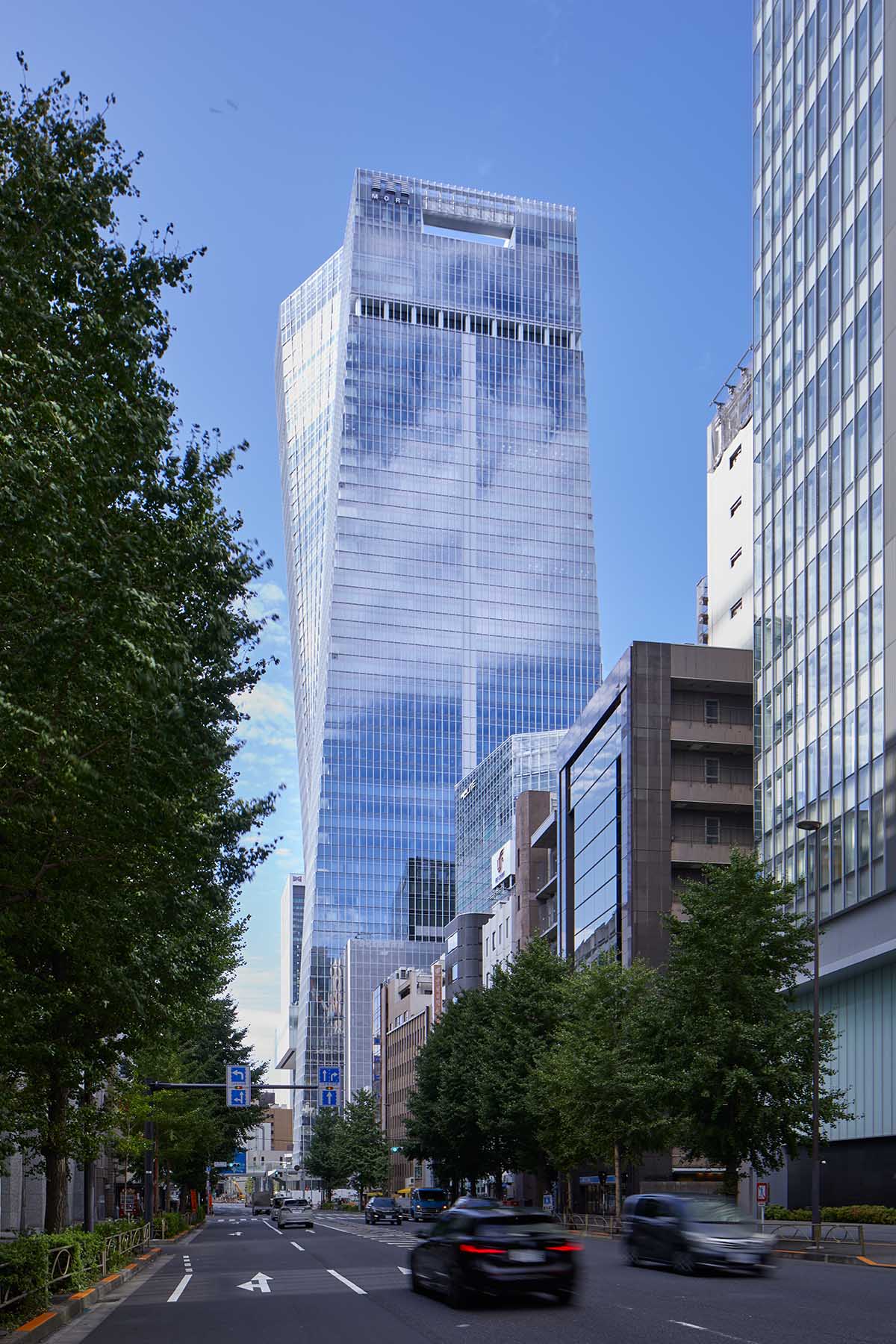 OMA completes its first project in Tokyo, Toranomon Hills Station Tower 