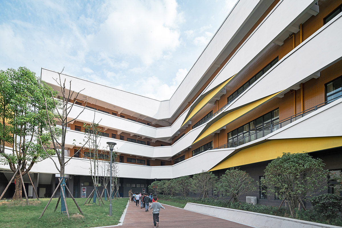 DC Alliance completes Yongjiang Experimental School in Jiangbei District, Ningbo
