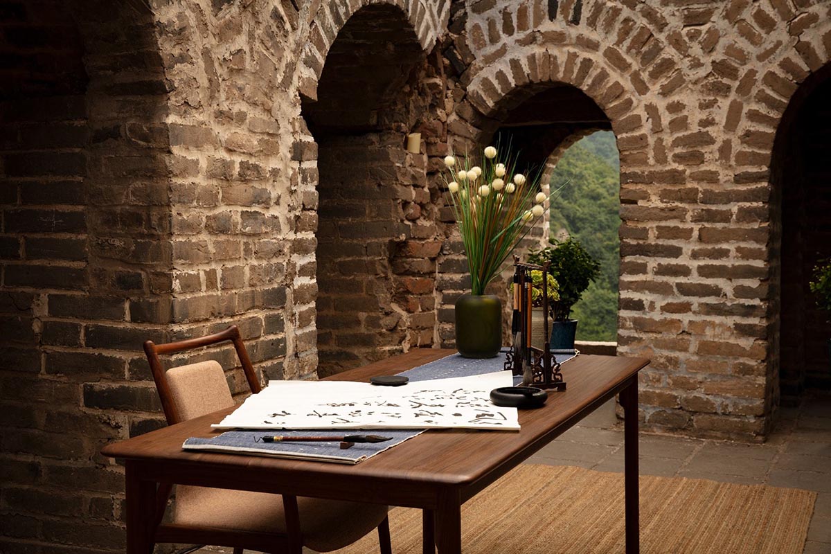 Airbnb offers to spend a special night on the great wall of China