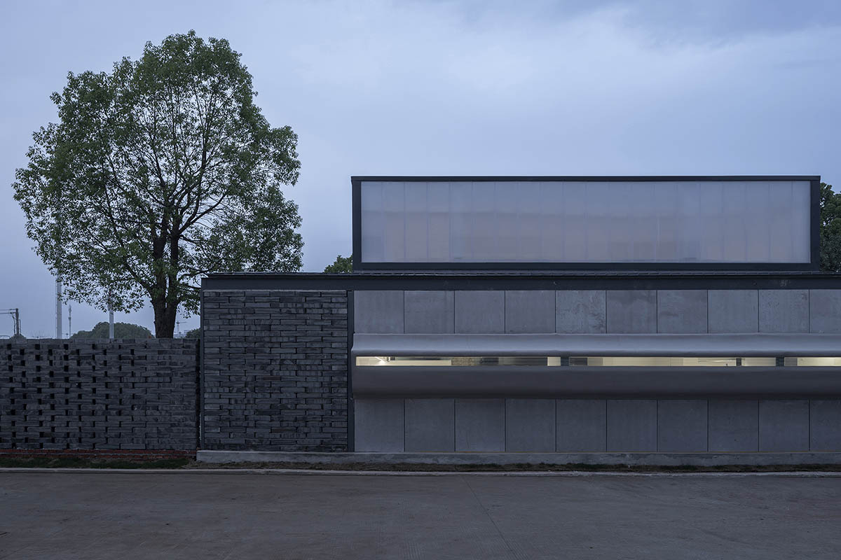 LUO studio completes Shayang Rapeseed Museum framing the landscape with silence in China