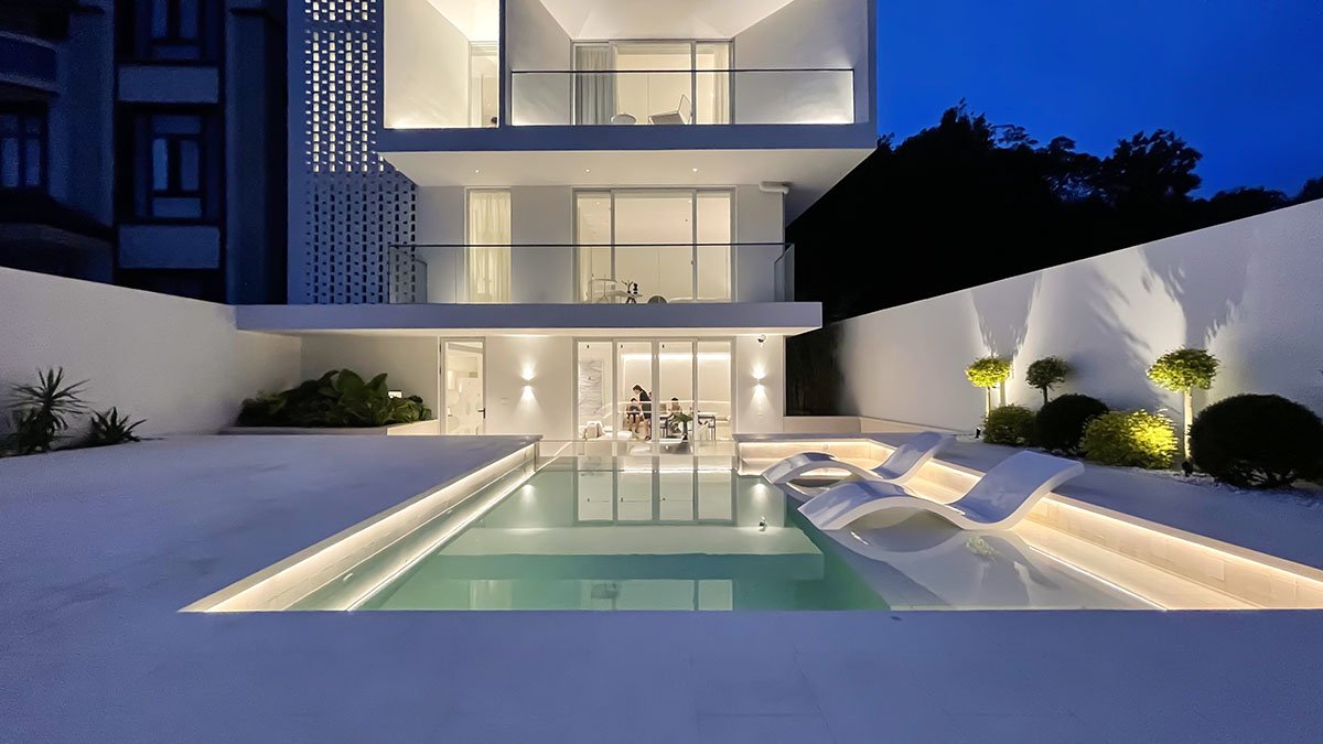 LQS Architects built boutique hotel featuring three-dimensional cut in Zhejiang Province