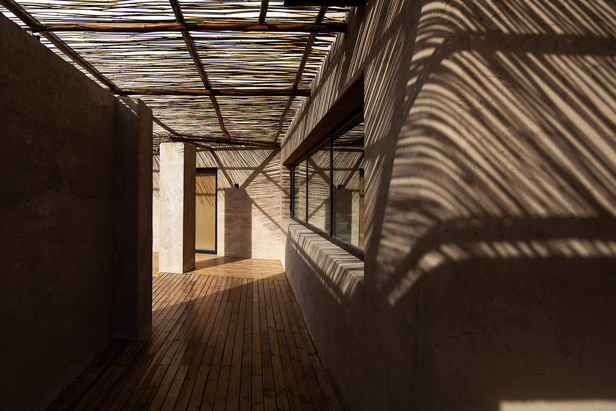 DAS Lab completes Lost Villa Boutique Hotel with earth-toned colours and smooth details in Ningxia