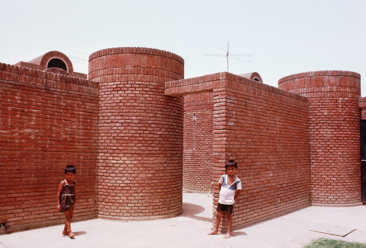 A Brick Sculpture To Work In: Satish Gujral-Designed Embassy of Belgium, New Delhi