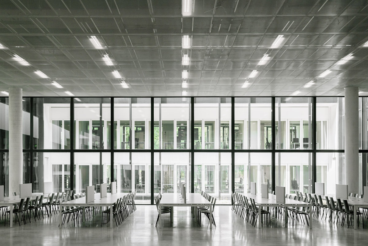 KAAN Architecten completes new Education and Self Study Center at Tilburg University