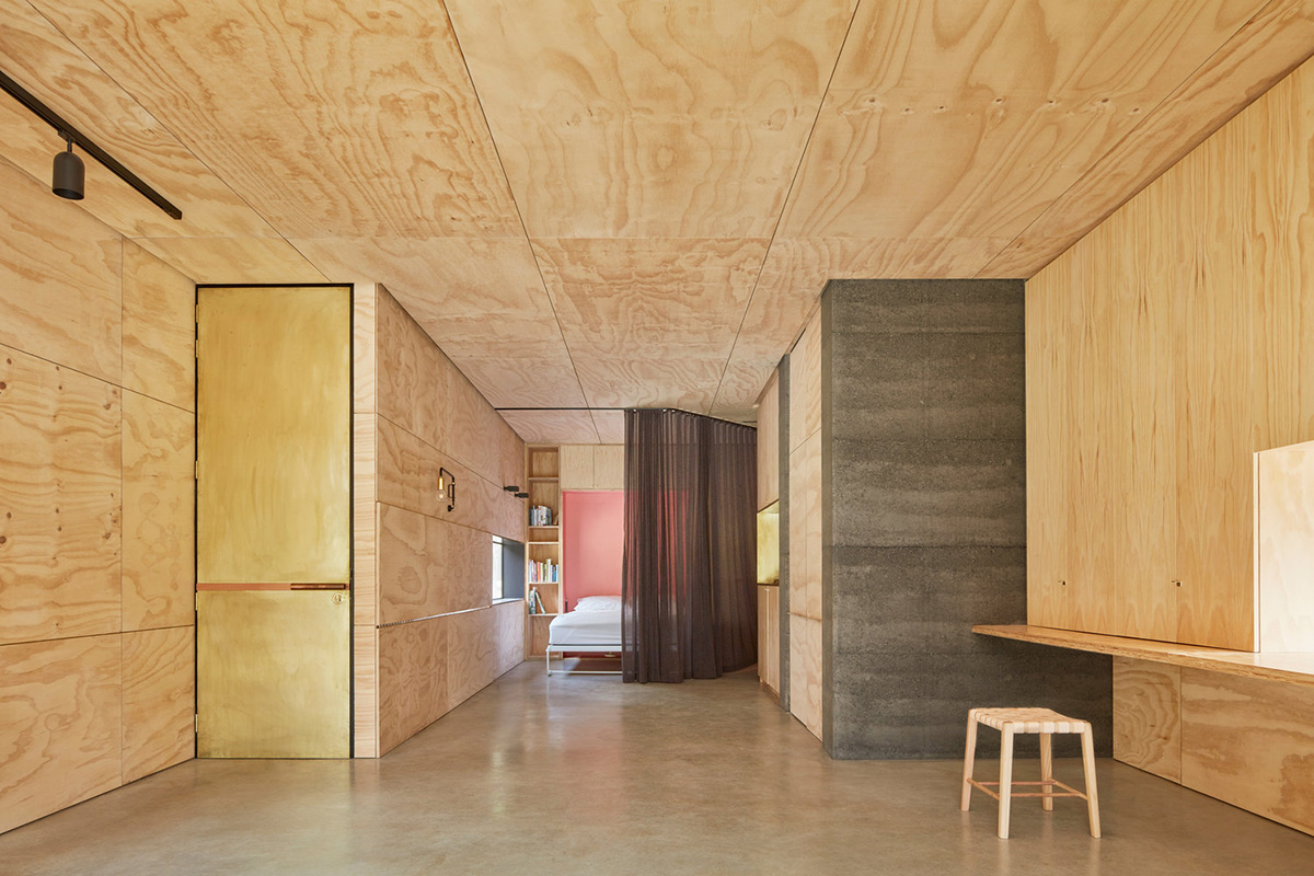 Branch Studio Architects designs only one room for a private studio in Victoria