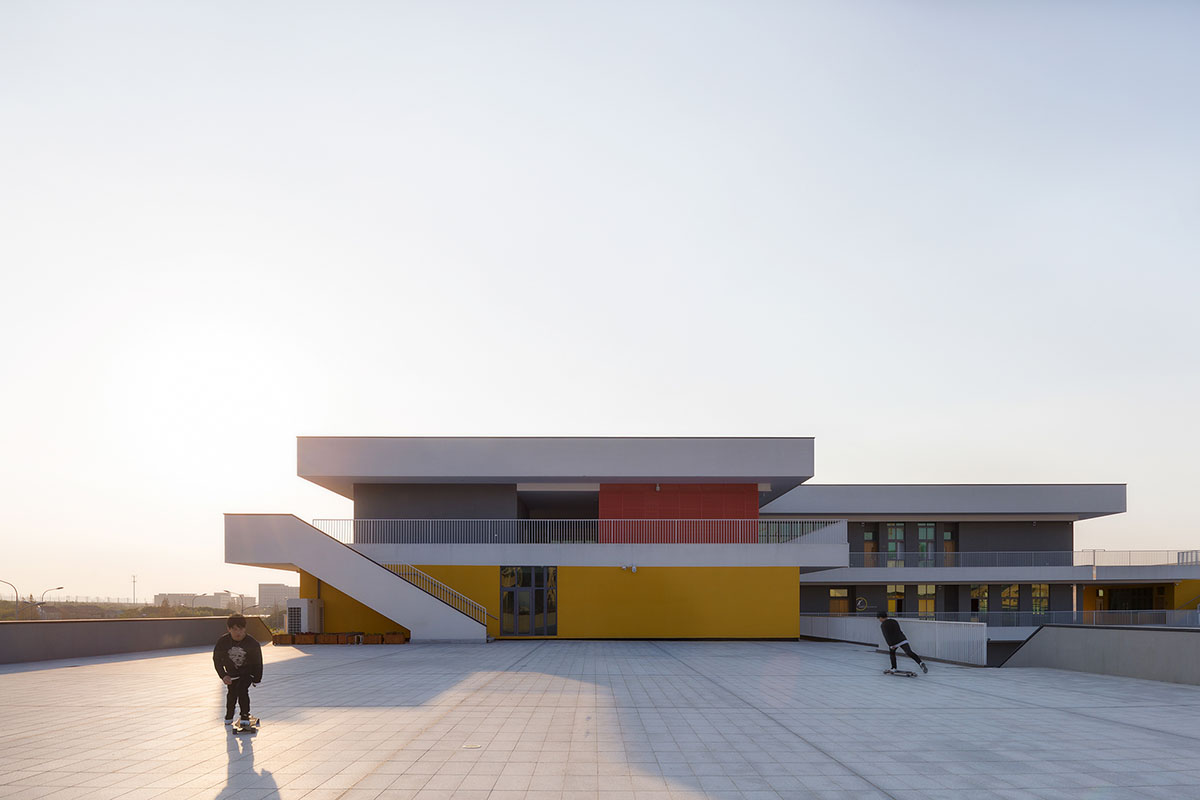 DC Alliance completes Ningbo Hanvos School in China