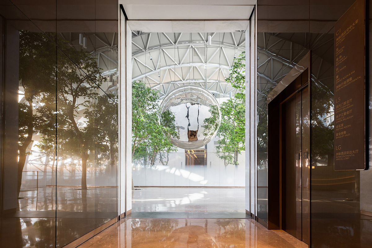 CL3 Architects combines Chinese motifs and crafts in interiors of Chongqing Raffles City complex