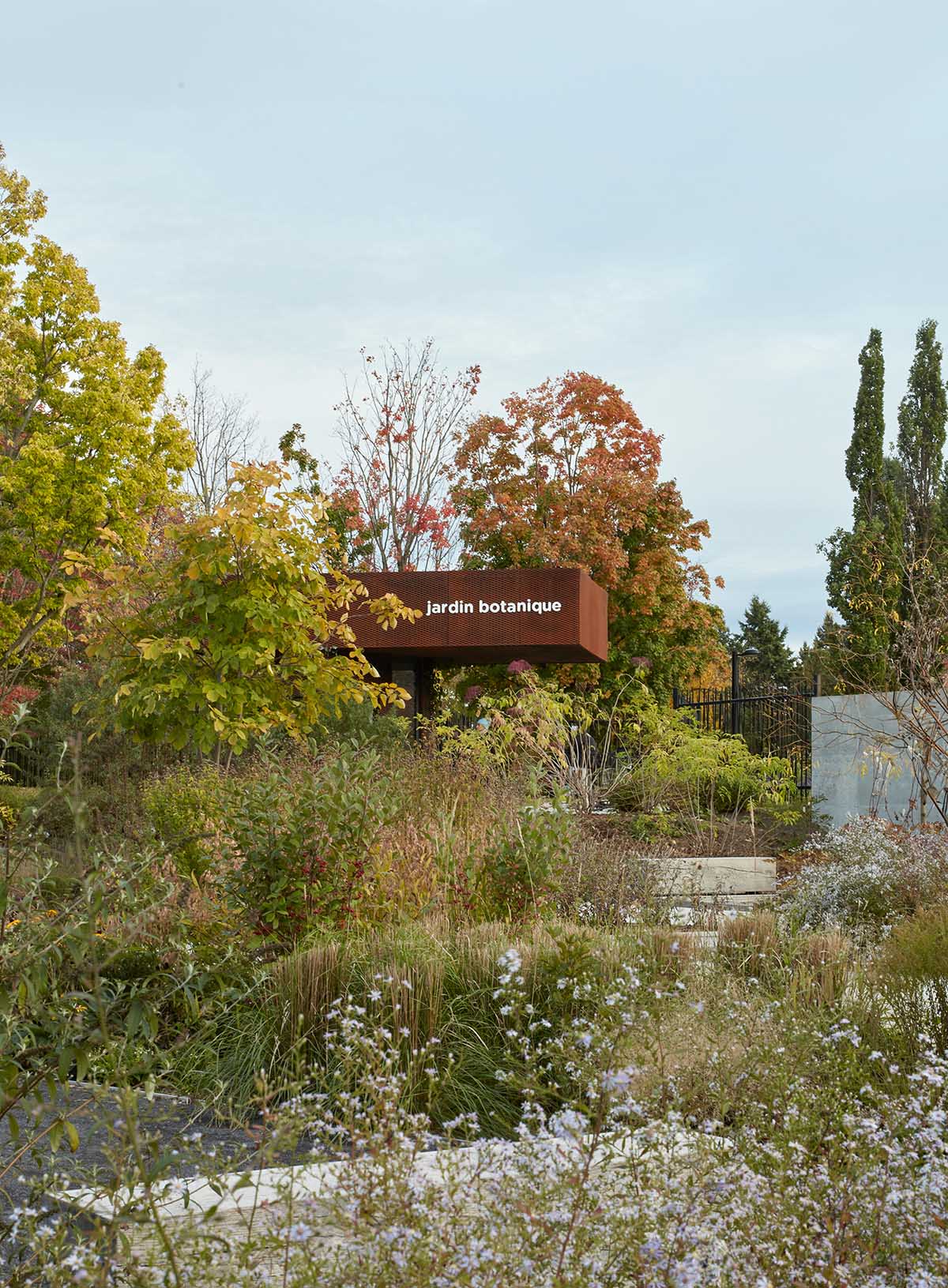 Corten steel pavilion by Pelletier de Fontenay plays with two geometries in Montreal