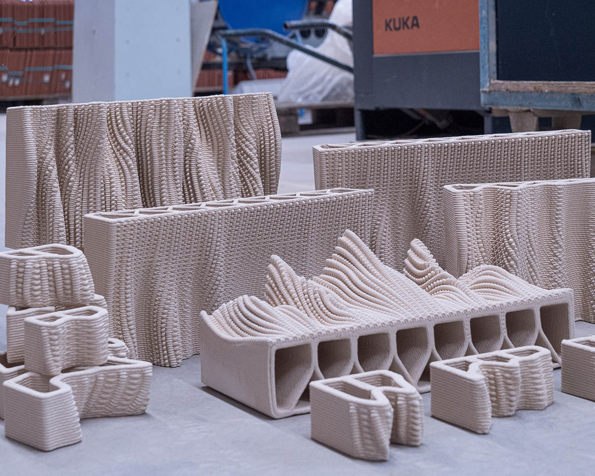 Studio RAP creates façade featuring bespoke 3D-printed ceramic tiles and bricks