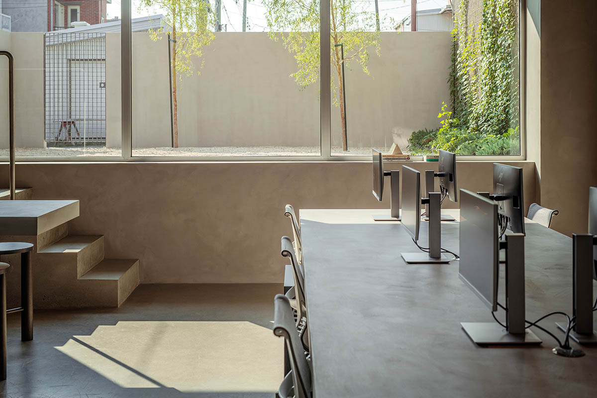 Maurice Martel architecte creates a home-like atmosphere for its new architecture office in Montreal