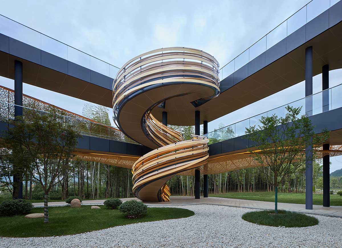 Archperience Design creates bamboo skin for visitor center that shines like a lantern in China 