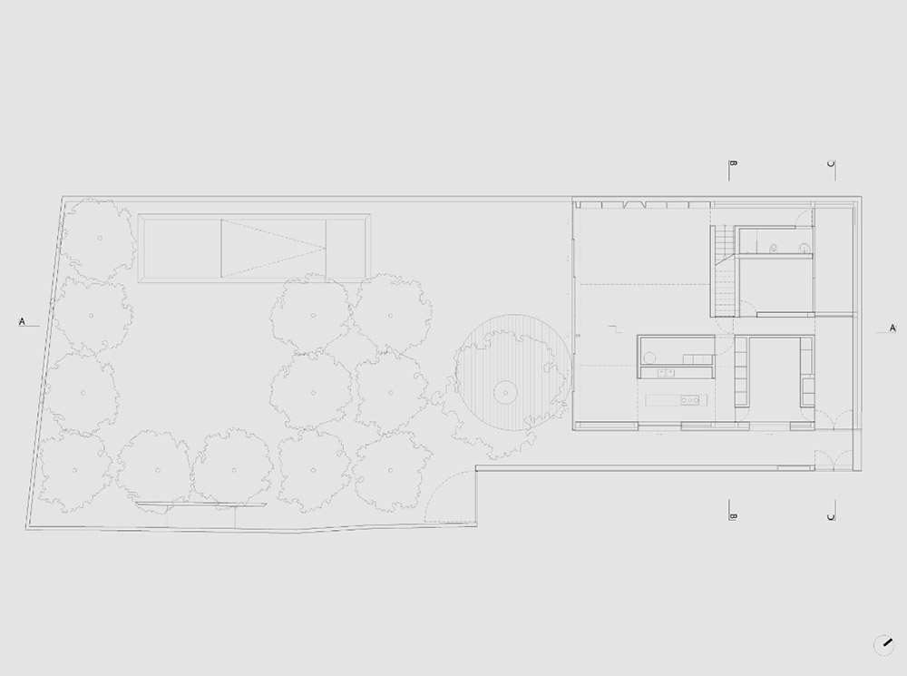 Extrastudio converted former winery in Portugal  into a new family home with red mortar walls