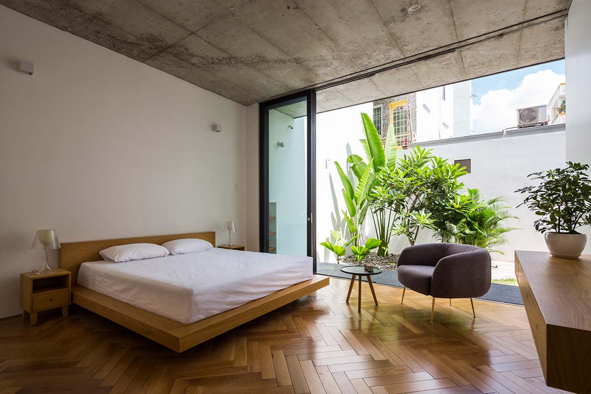 Sanuki Daisuke Architects' multifaceted concrete house features more open spaces in Vietnam