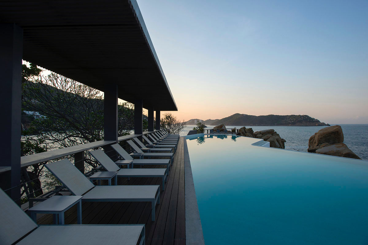 This Multi-Platformed Sea Club Perfectly Sits On A Rocky Shore Of Pacific Ocean In Acapulco