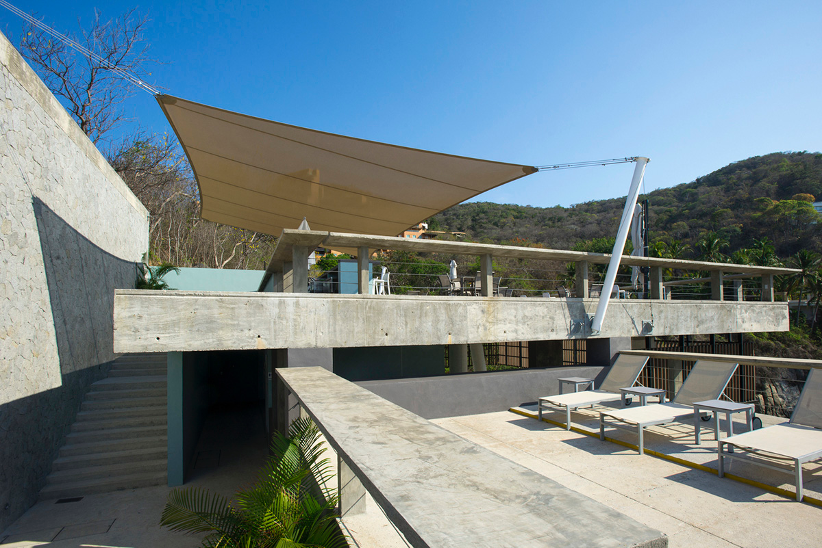 This Multi-Platformed Sea Club Perfectly Sits On A Rocky Shore Of Pacific Ocean In Acapulco