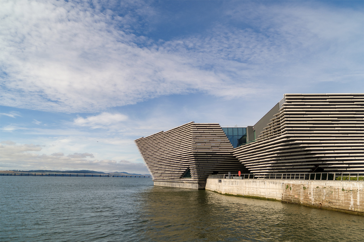 New Drone Video Shows Kengo Kuma's V&A Dundee Museum Almost Complete In Scotland