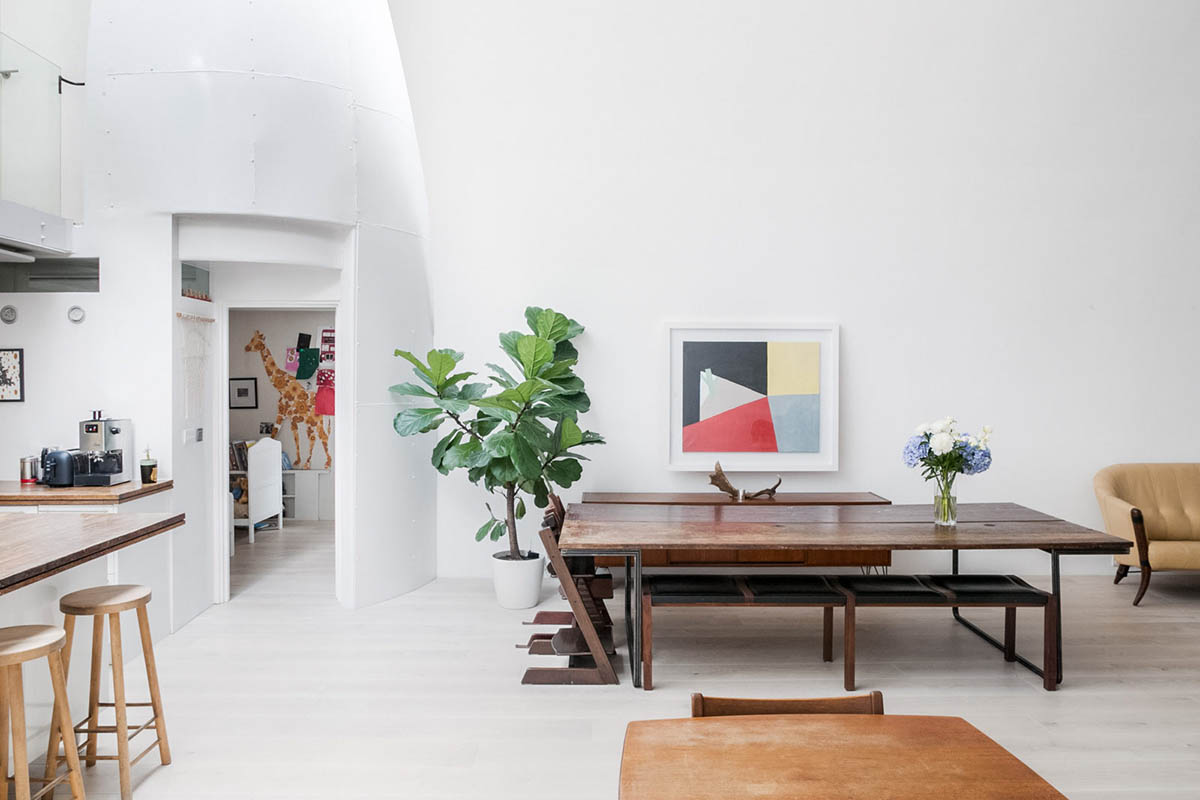 Undercurrent Architects' Live-Workspace Building Dominates City With Industrial Steel Exterior