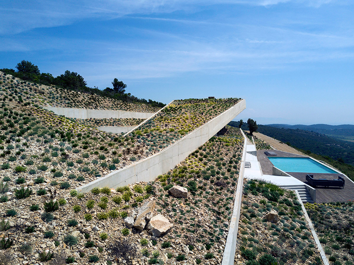 Proarh Seamlessly Blended This Family House In The Landscape On The Croatian Island