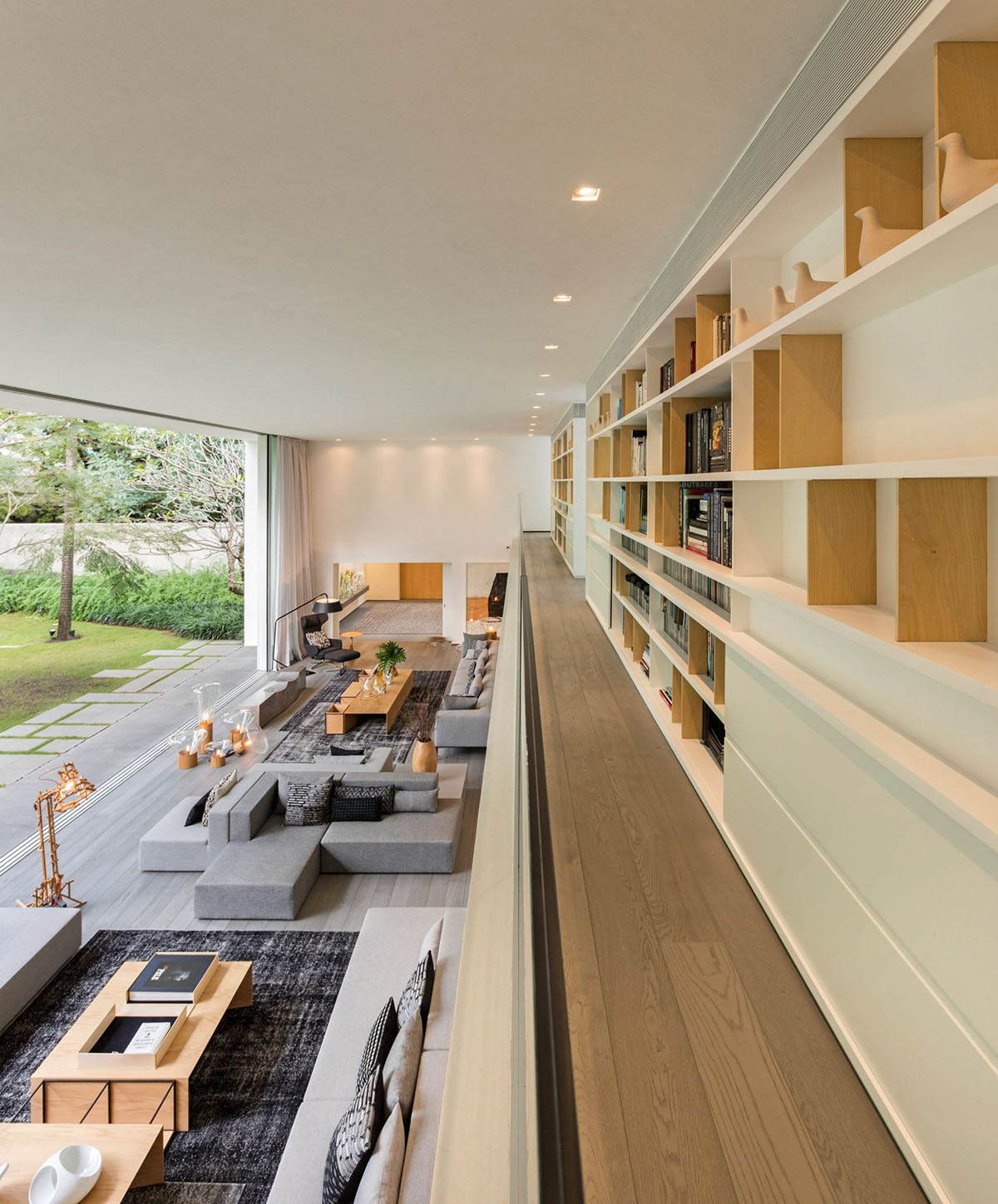 Studio MK27 Expands Gama Issa House In São Paulo