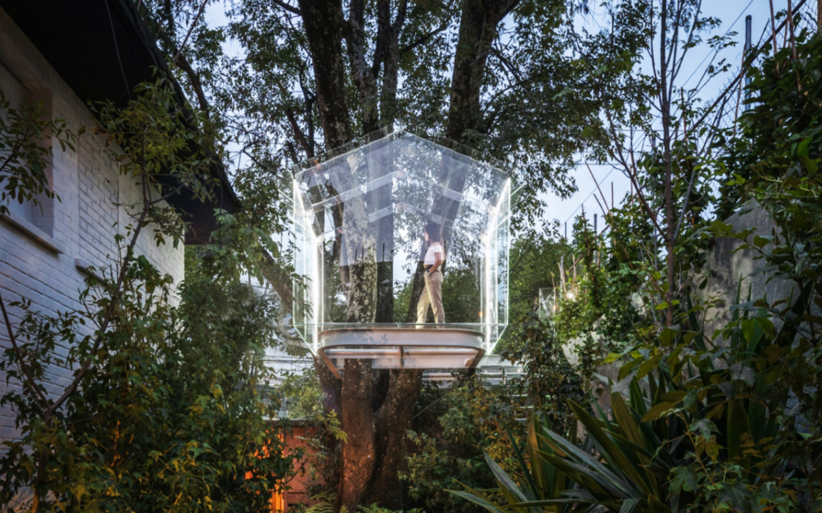 Broissin Arquitectos Designs A Small Tree House In Glass For Design Week Mexico