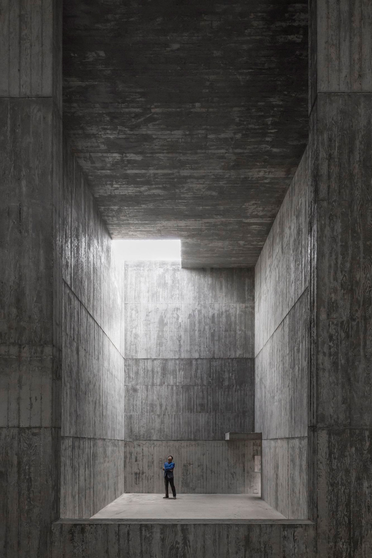 &Aacute;lvaro Siza Vieira And Carlos Castanheira Complete Trio Of Concrete Buildings In South Korean Forest
