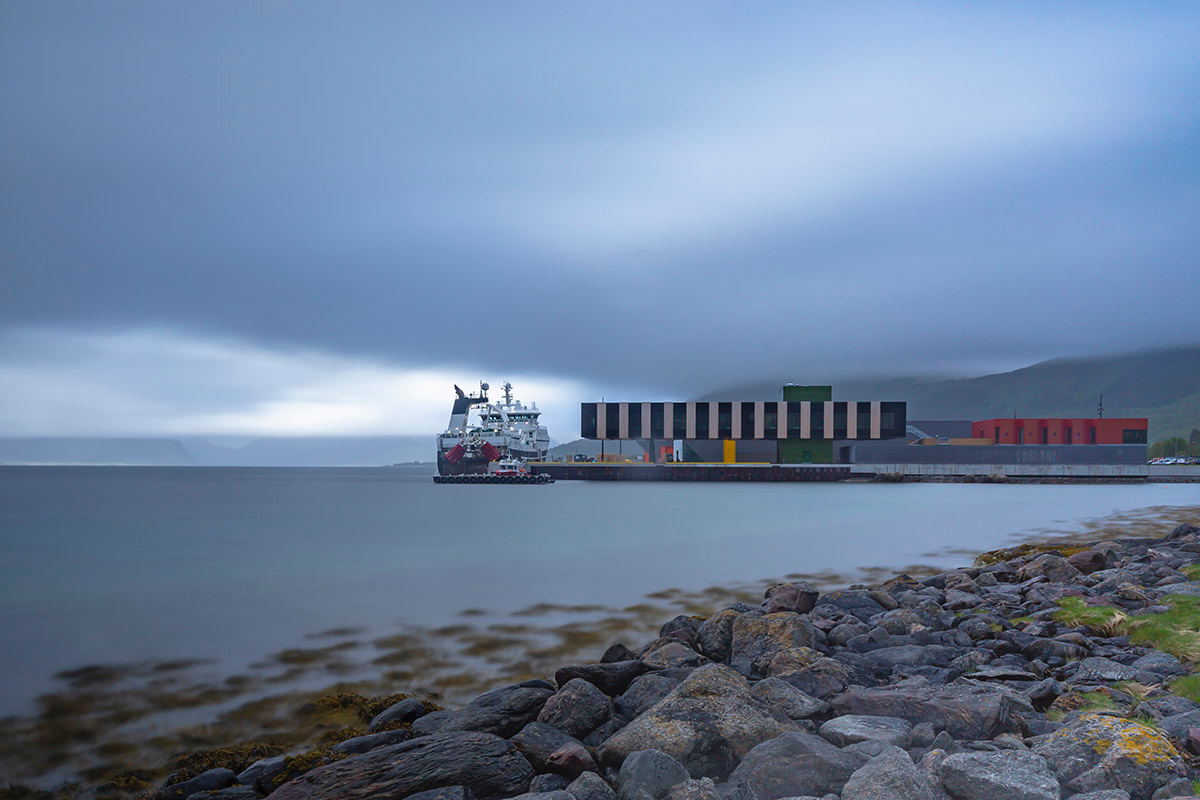 Sn&oslash;hetta Completes New Fishing Facility With Colorful Volumes In Northern Norway