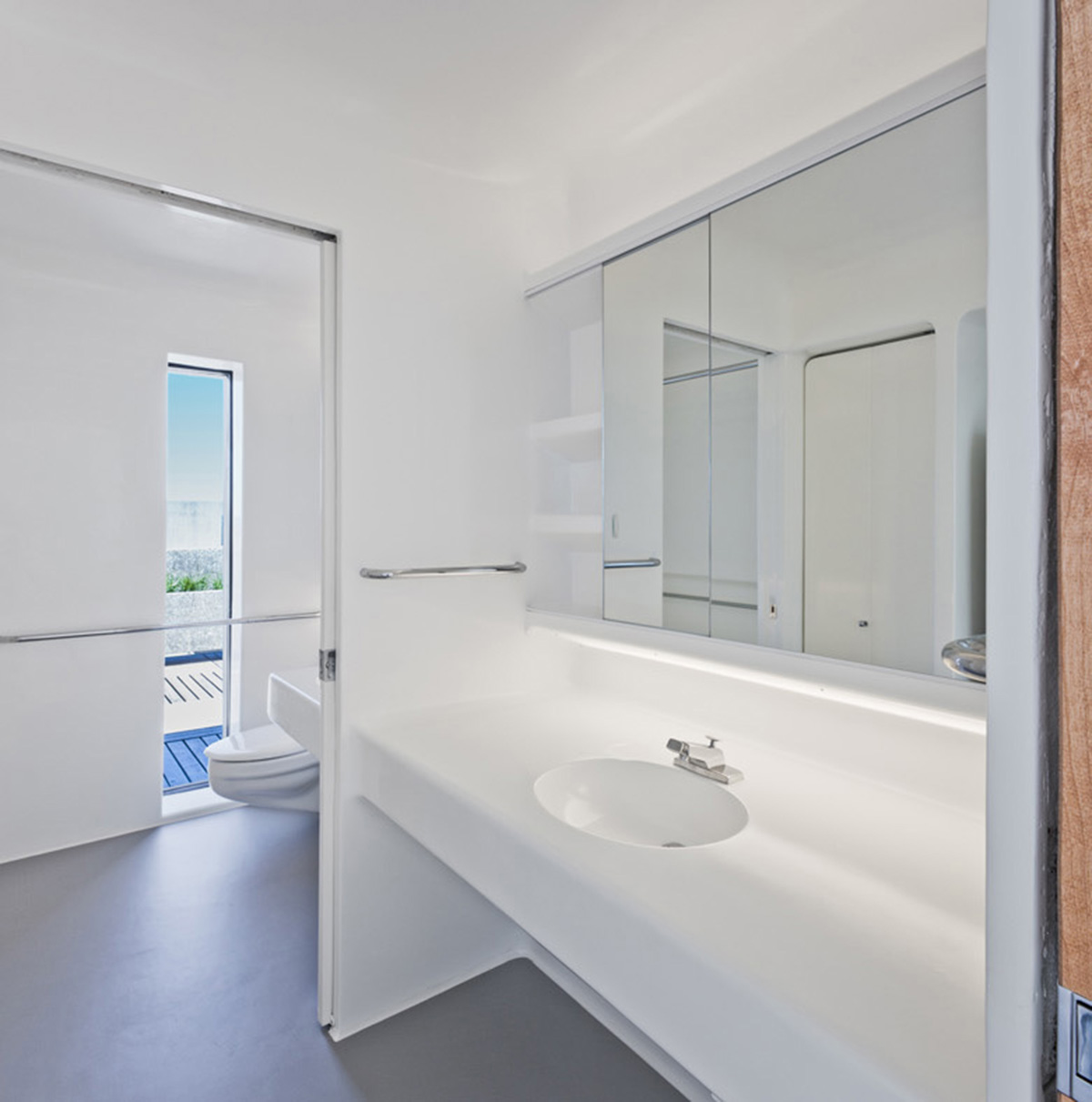 Safdie Architects Completely Renovates Safdie's Personal Unit At Habitat 67