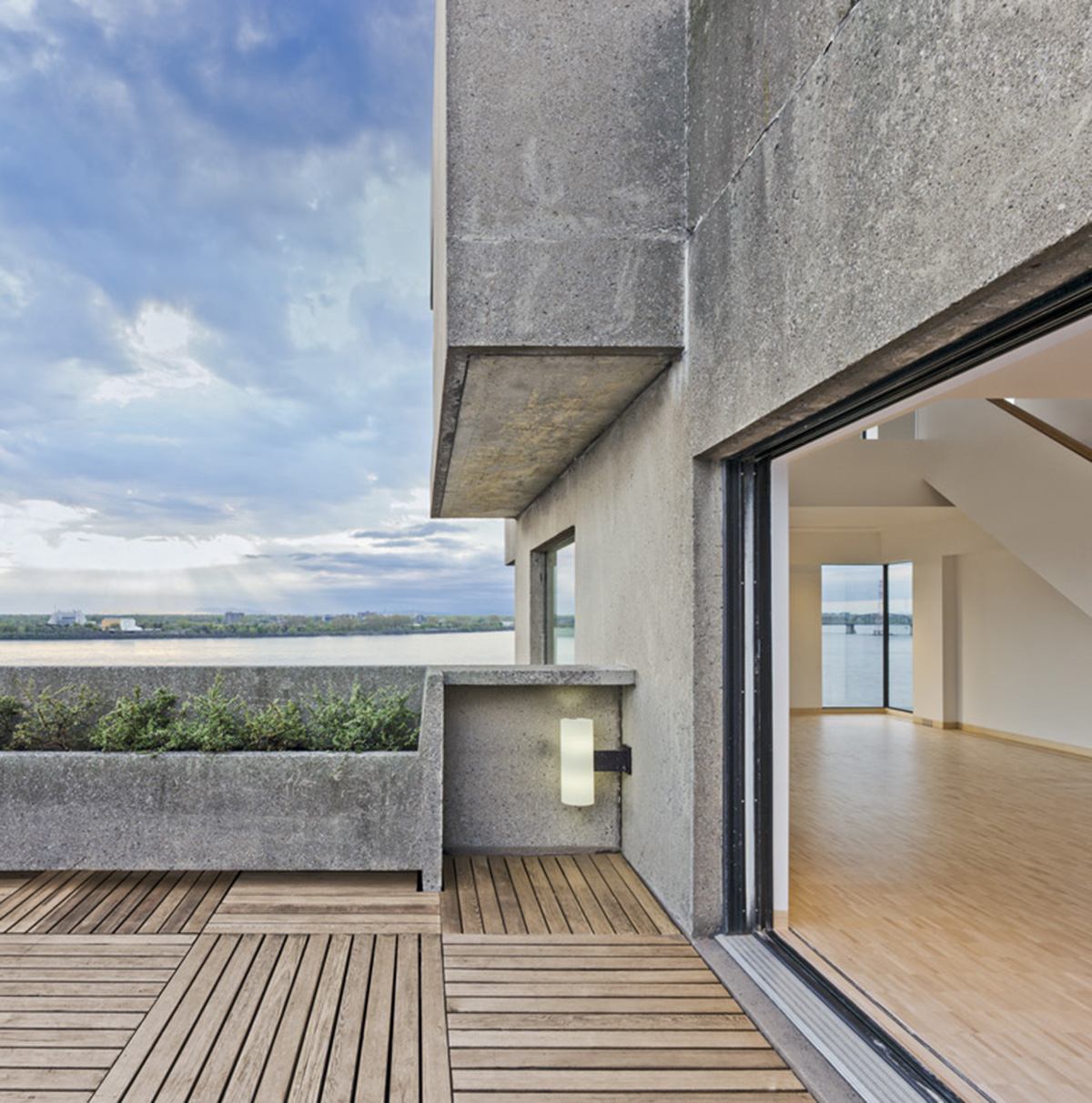 Safdie Architects Completely Renovates Safdie's Personal Unit At Habitat 67