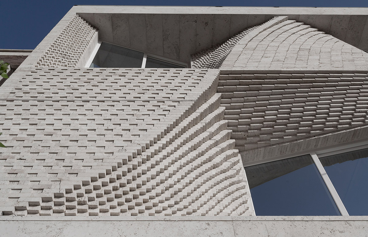 CAAT Studio Creates Spatial Variations Of Stone On The Facade Of This Iranian Residential Building