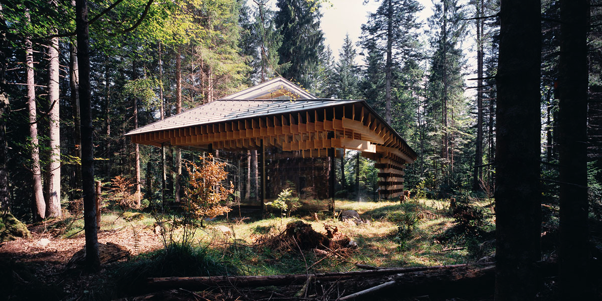 Kengo Kuma creates silent yoga and meditation space made from twigs within a forest in Germany