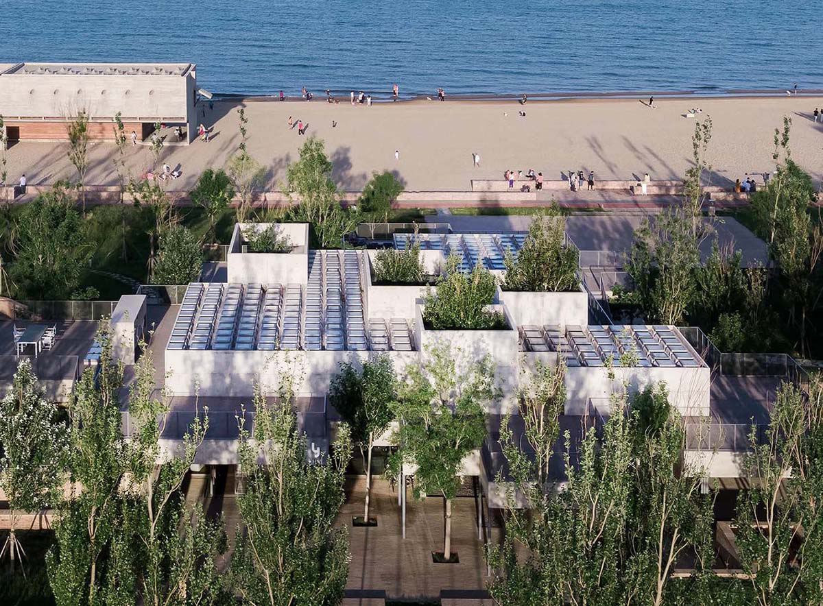 Vector Architects completes restaurant with bold “dispersed” concrete canopies in China
