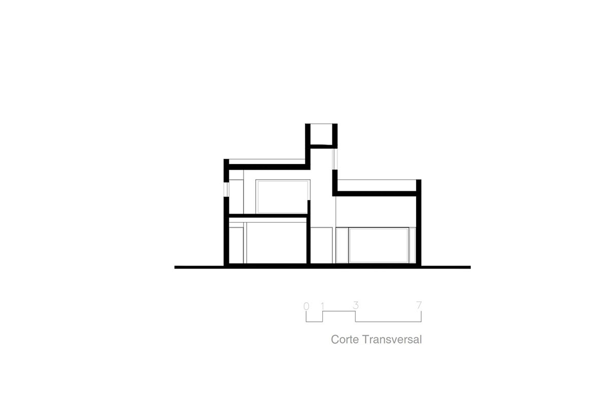 Nicol&aacute;s Campodonico completes Argentinean family house with pure all-white colour masonry volumes