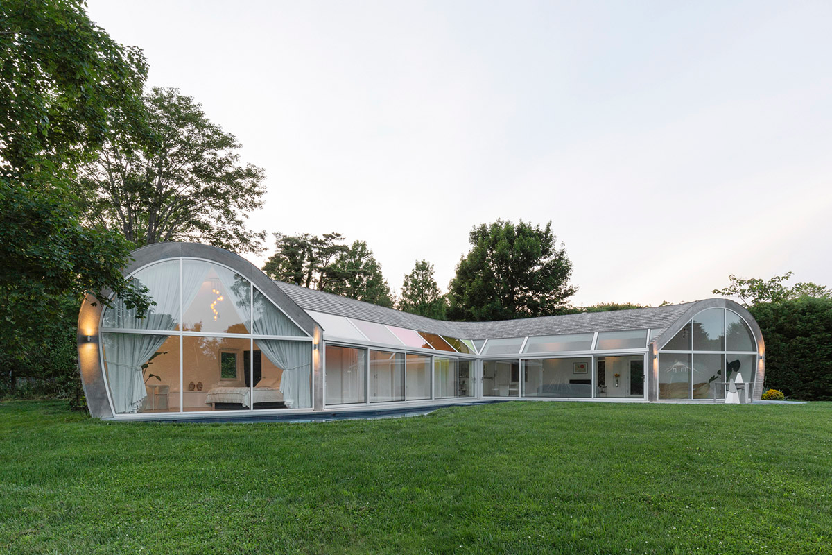 nea studio's cocoon-shaped residence in Long Island acts as a