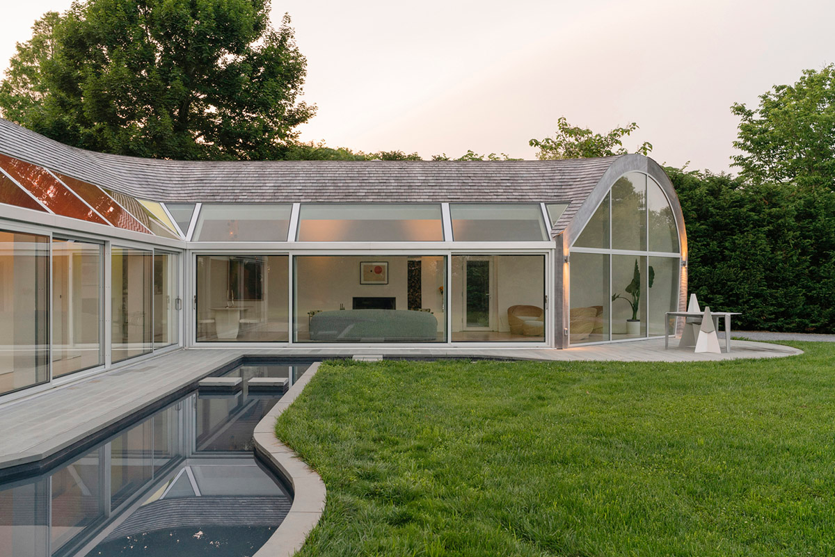 nea studio’s cocoon-shaped residence in Long Island acts as a private ...